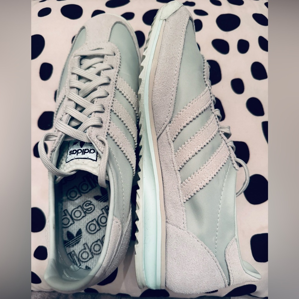 Adidas SL 72
